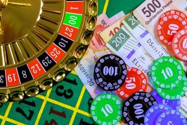 Crazy Time wheel at idn89 login with dealer and betting layout